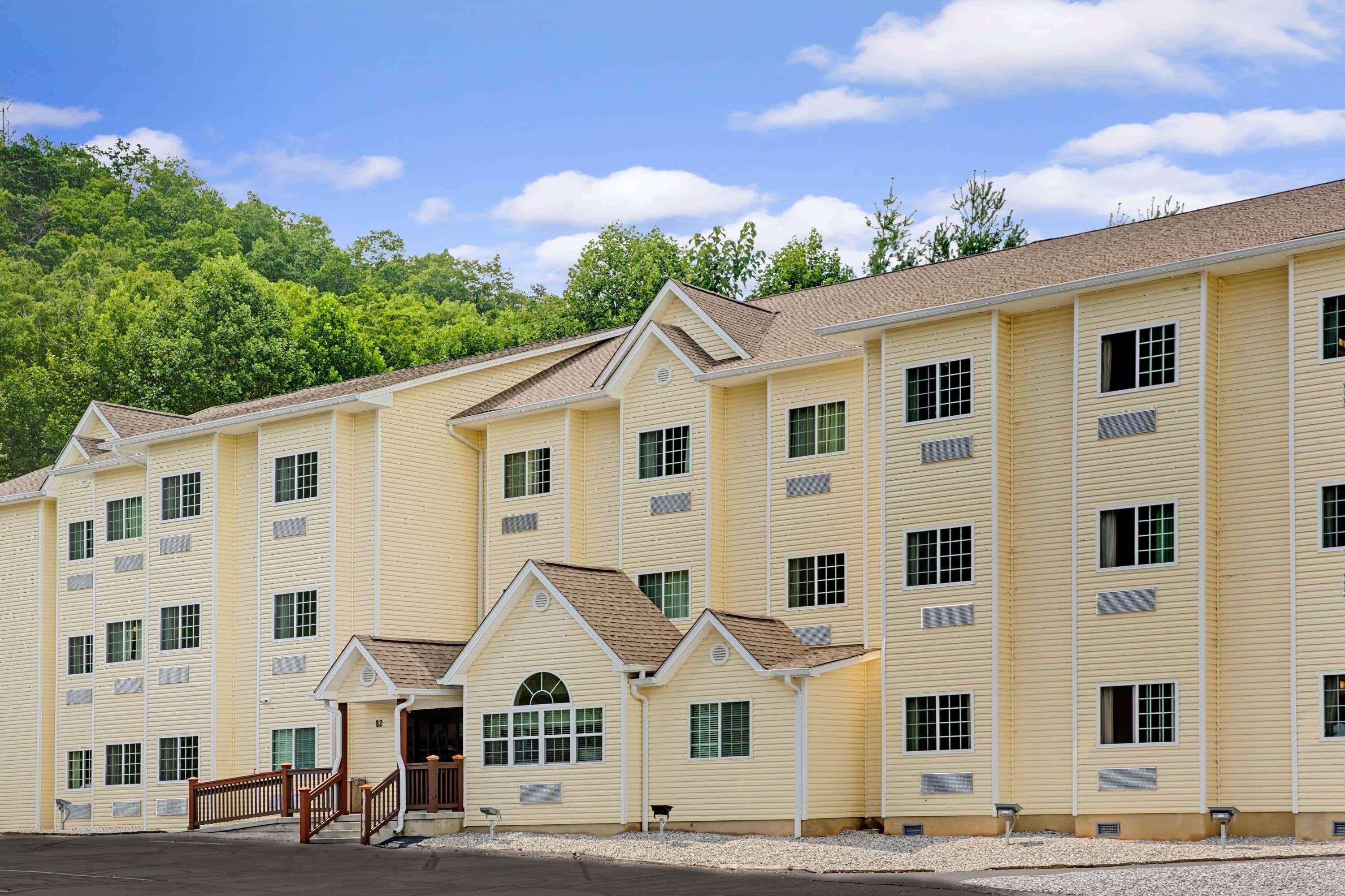 Microtel Inn & Suites By Wyndham Bryson City Eksteriør bilde