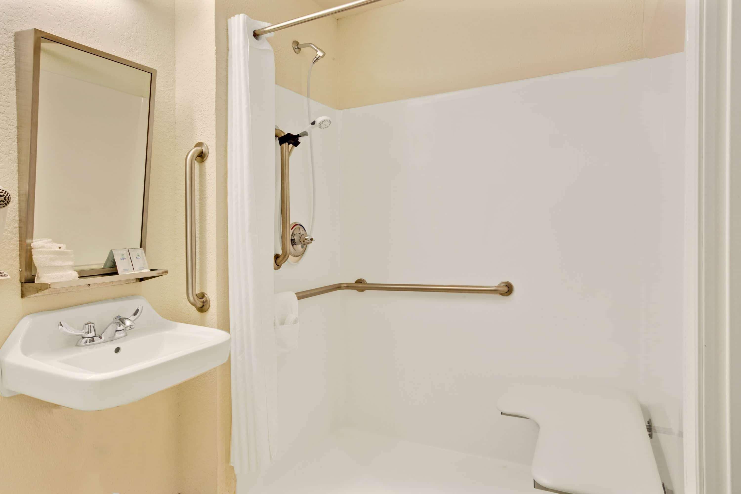 Microtel Inn & Suites By Wyndham Bryson City Eksteriør bilde